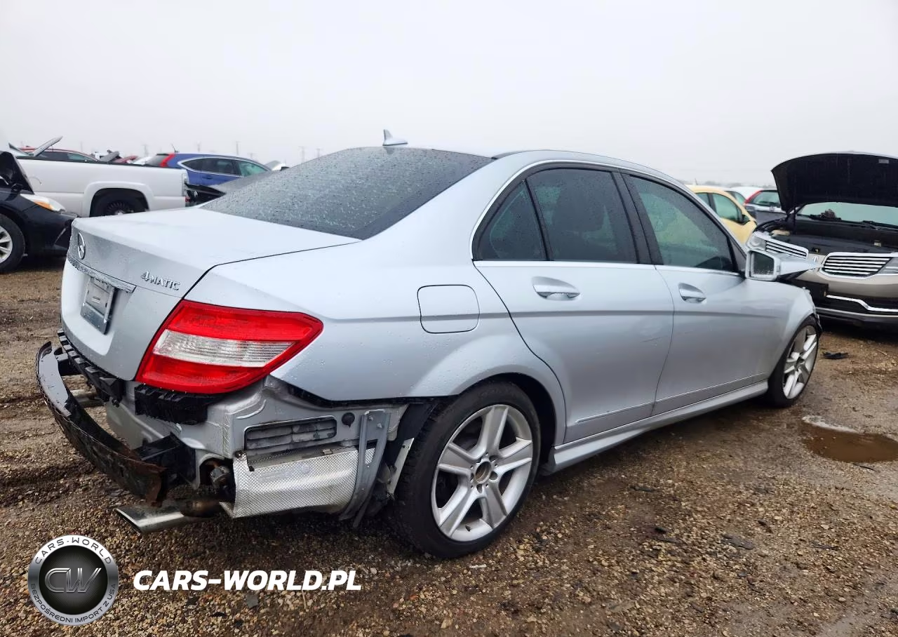 2010 Mercedes-Benz C 300 4Matic VIN:WDDGF8BB6AR086959 - 3