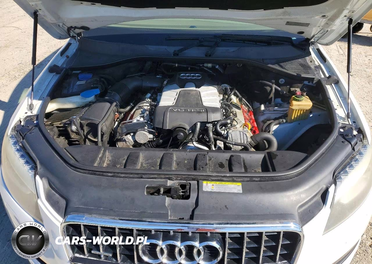 2014 Audi Q7 Premium VIN:WA1CGAFEXED010935 - 12