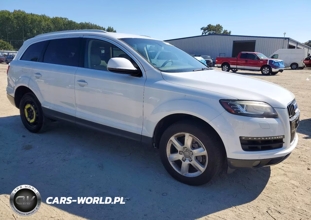 2014 Audi Q7 Premium VIN:WA1CGAFEXED010935 - 4