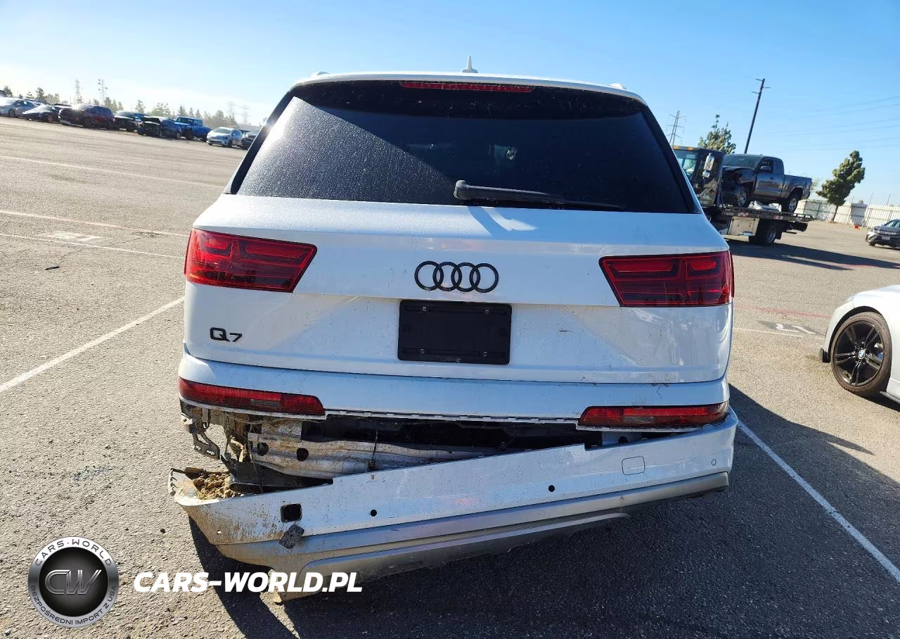 2019 Audi Q7 Premium Plus VIN:WA1LAAF70KD001725 - 6