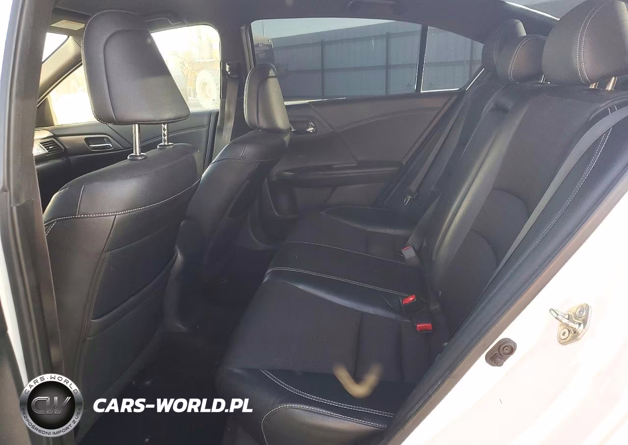 2016 Honda Accord Sport VIN:1HGCR2F60GA198188 - 10