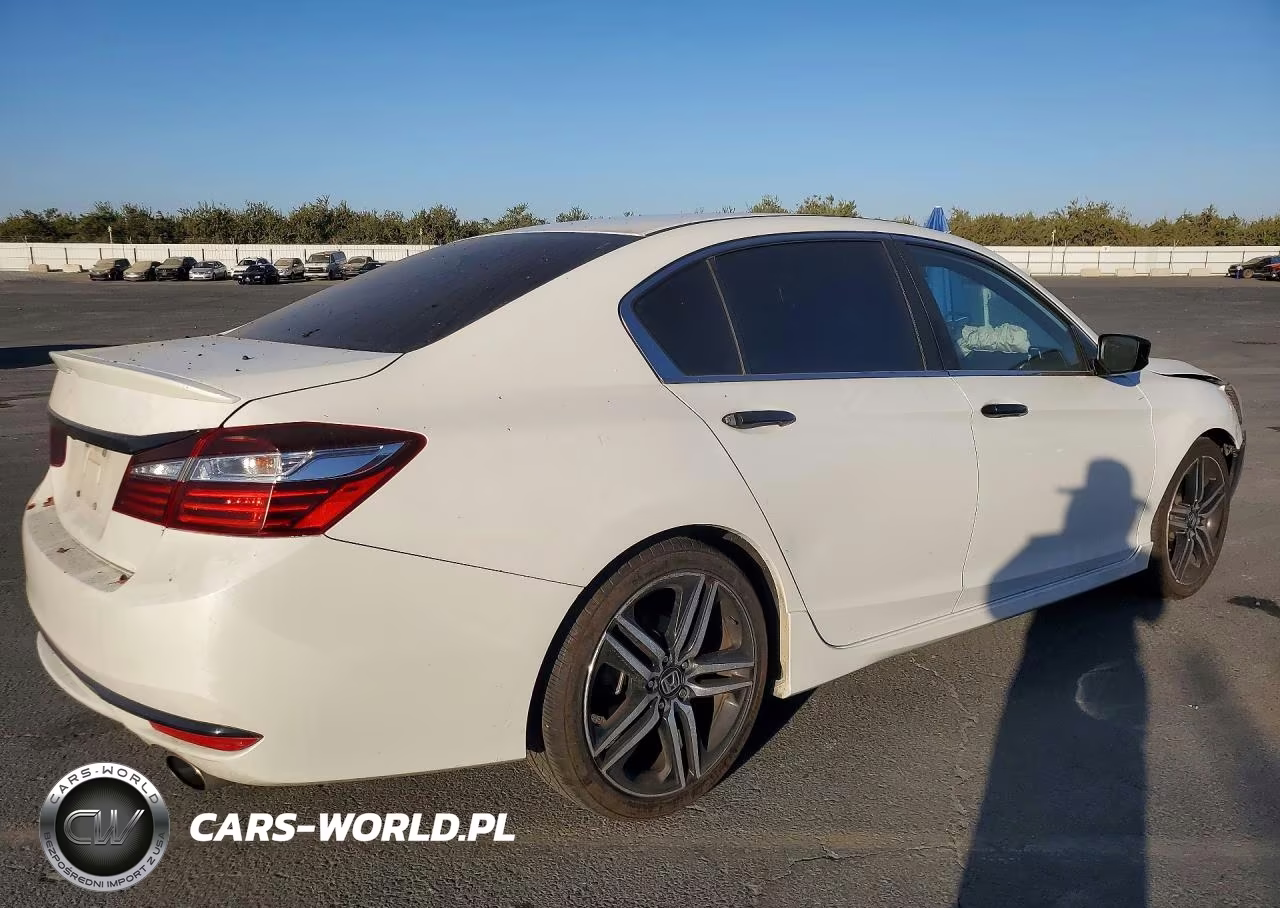 2016 Honda Accord Sport VIN:1HGCR2F60GA198188 - 3