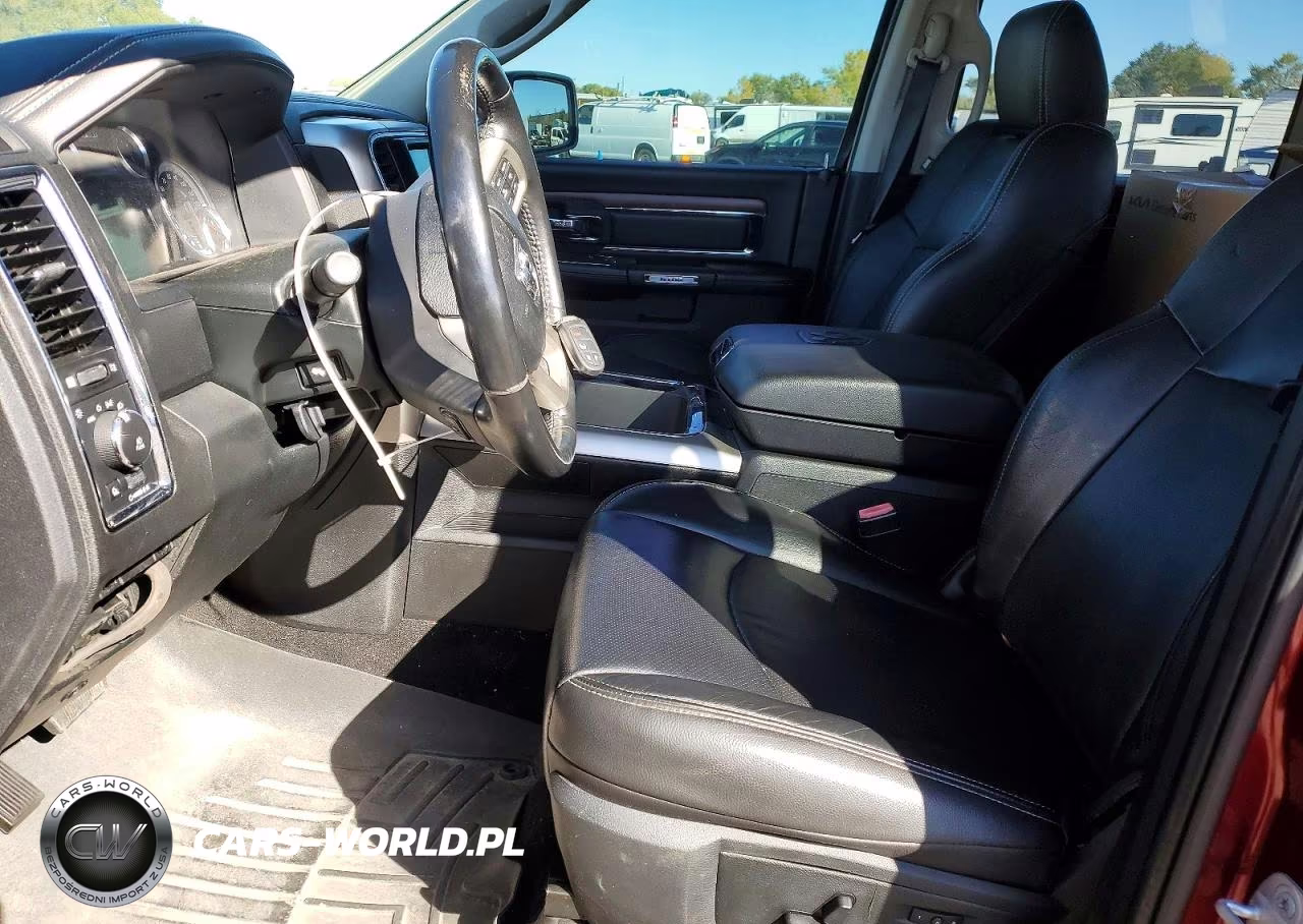 2017 Ram 1500 Laramie VIN:1C6RR7NM1HS880179 - 7
