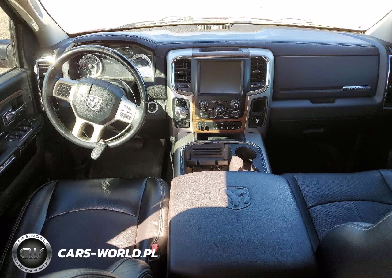2017 Ram 1500 Laramie VIN:1C6RR7NM1HS880179 - 8