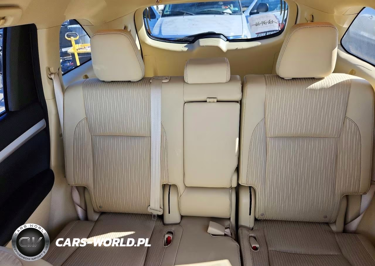 2015 Toyota Highlander Le Plus VIN:5TDZKRFH6FS070837 - 10