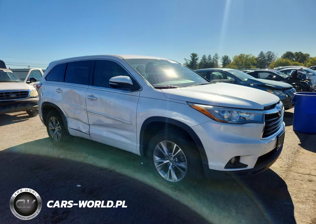 2015 Toyota Highlander Le Plus VIN:5TDZKRFH6FS070837 - 4