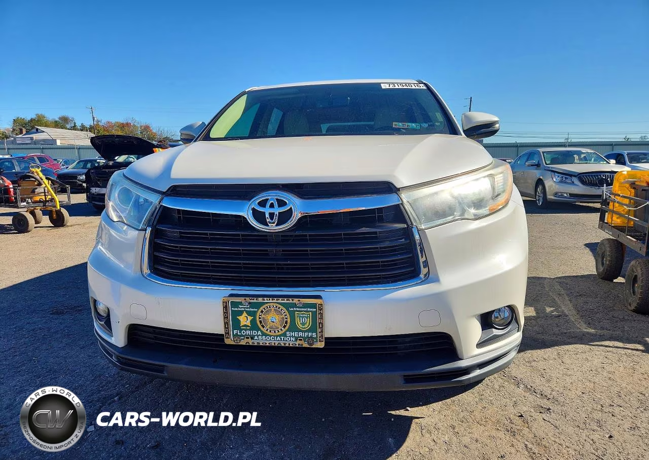 2015 Toyota Highlander Le Plus VIN:5TDZKRFH6FS070837 - 5