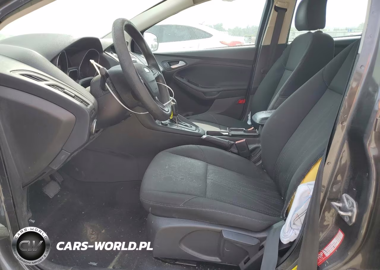 2016 Ford Focus Se VIN:1FADP3F28GL212442 - 7