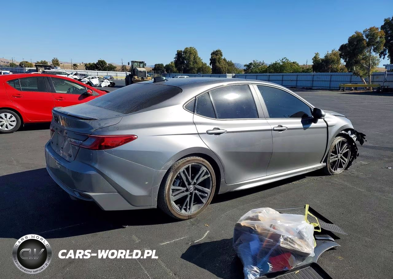 2025 Toyota Camry Xse VIN:4T1DAACKXSU621416 - 3