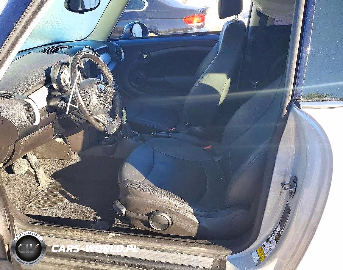 2012 Mini Cooper Clubman VIN:WMWZF3C57CT189356 - 7
