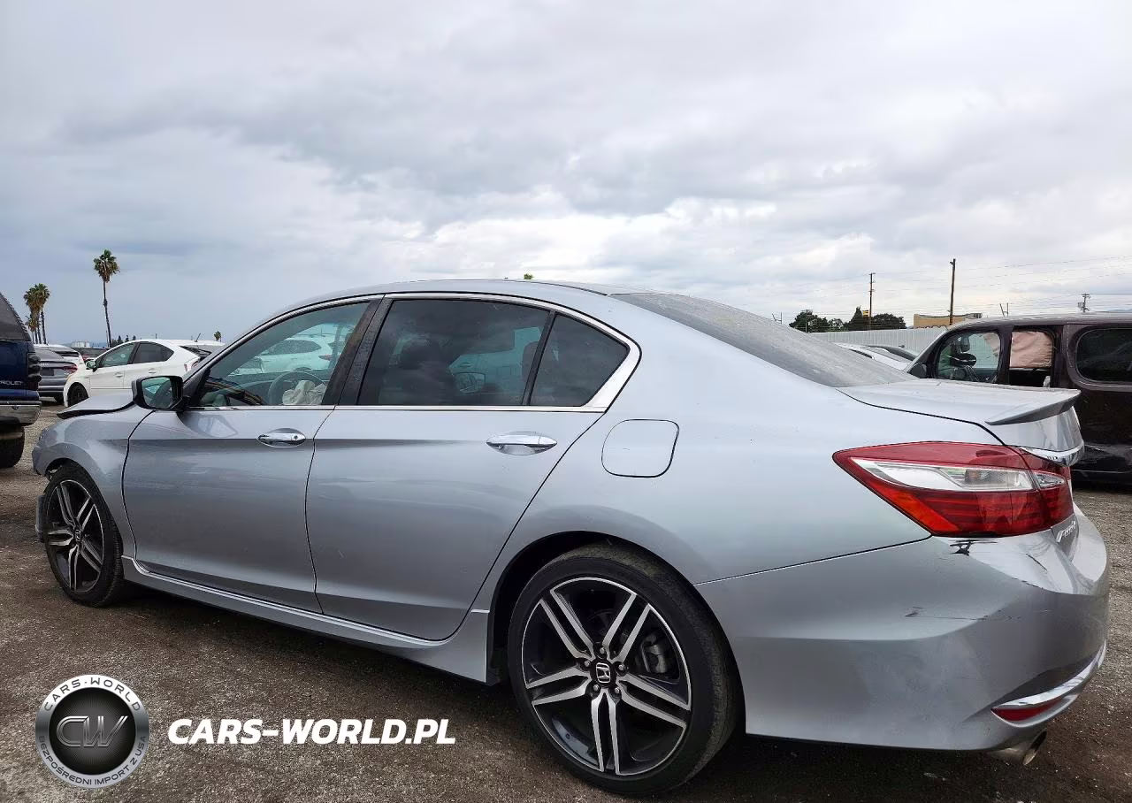 2017 Honda Accord Sport VIN:1HGCR2F50HA151140 - 2