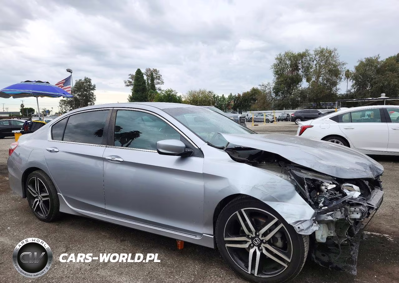 2017 Honda Accord Sport VIN:1HGCR2F50HA151140 - 4