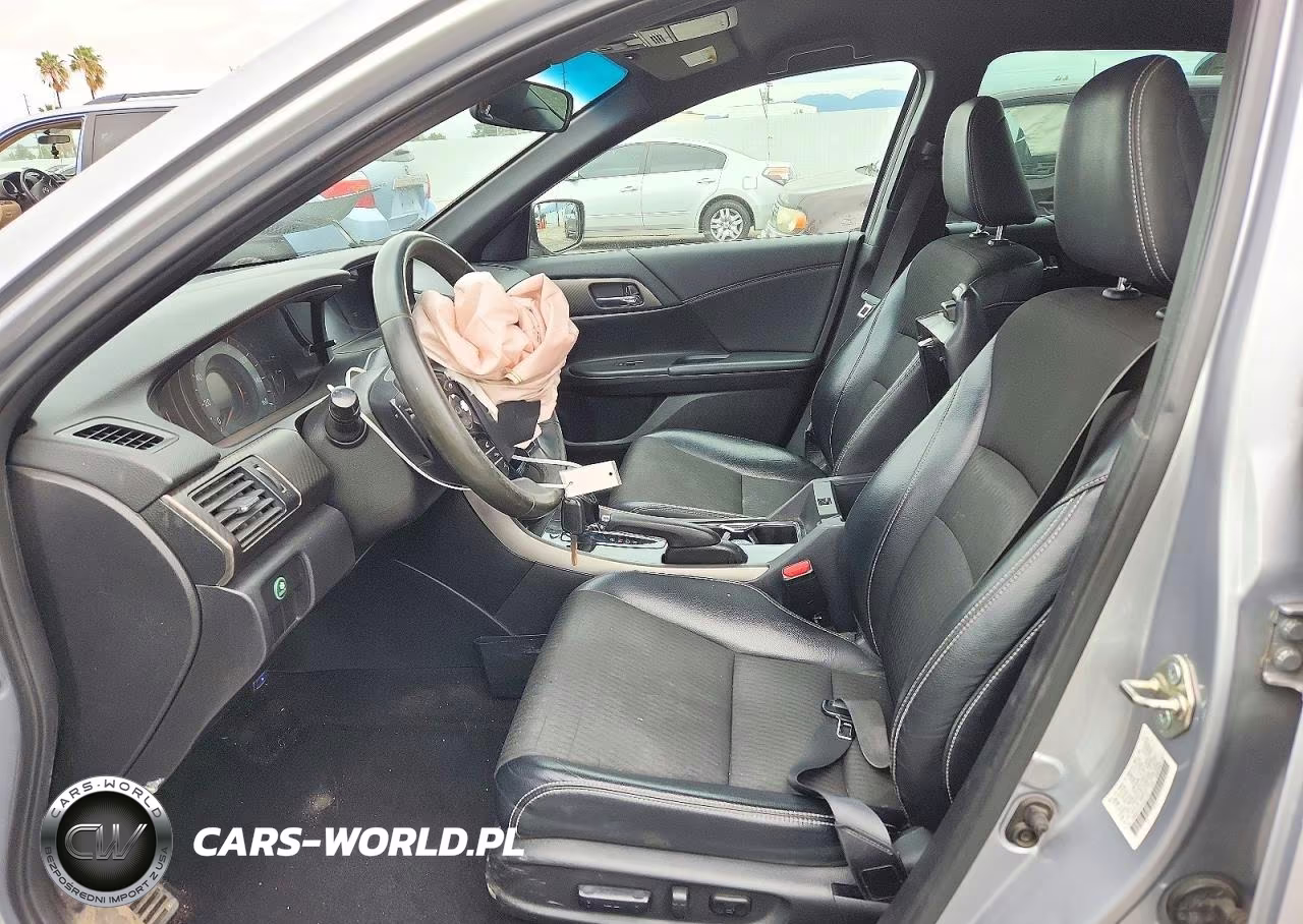 2017 Honda Accord Sport VIN:1HGCR2F50HA151140 - 7