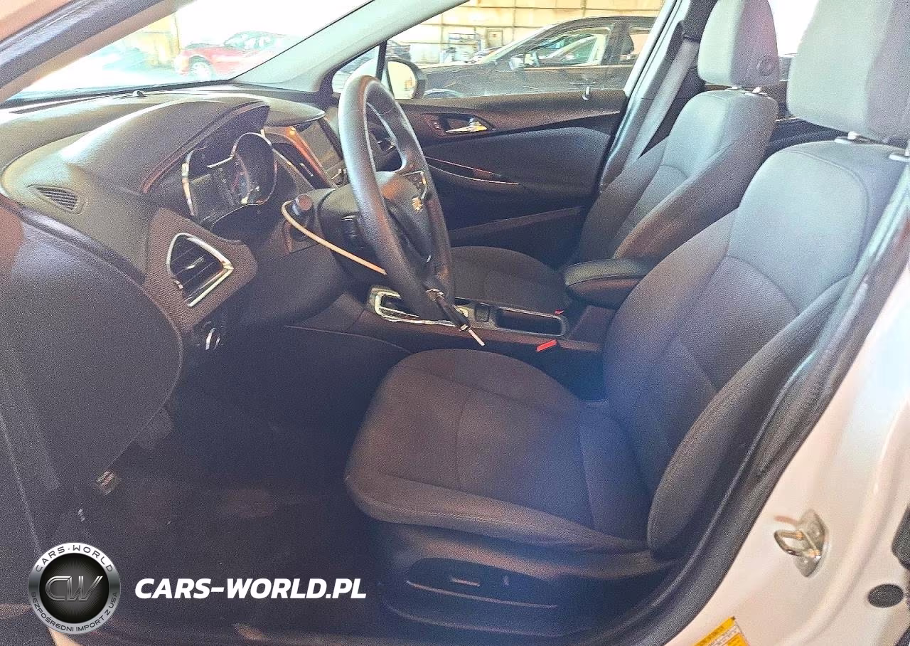 2019 Chevrolet Cruze Lt VIN:1G1BE5SM4K7107112 - 7