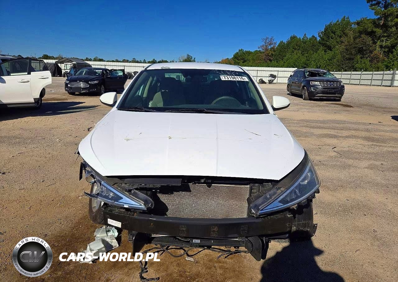 2019 Hyundai Elantra Sel VIN:5NPD84LF7KH454849 - 5