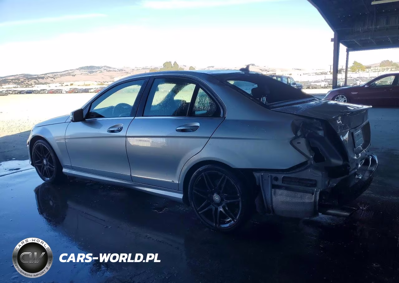2013 Mercedes-Benz C 250 VIN:WDDGF4HBXDA866837 - 2