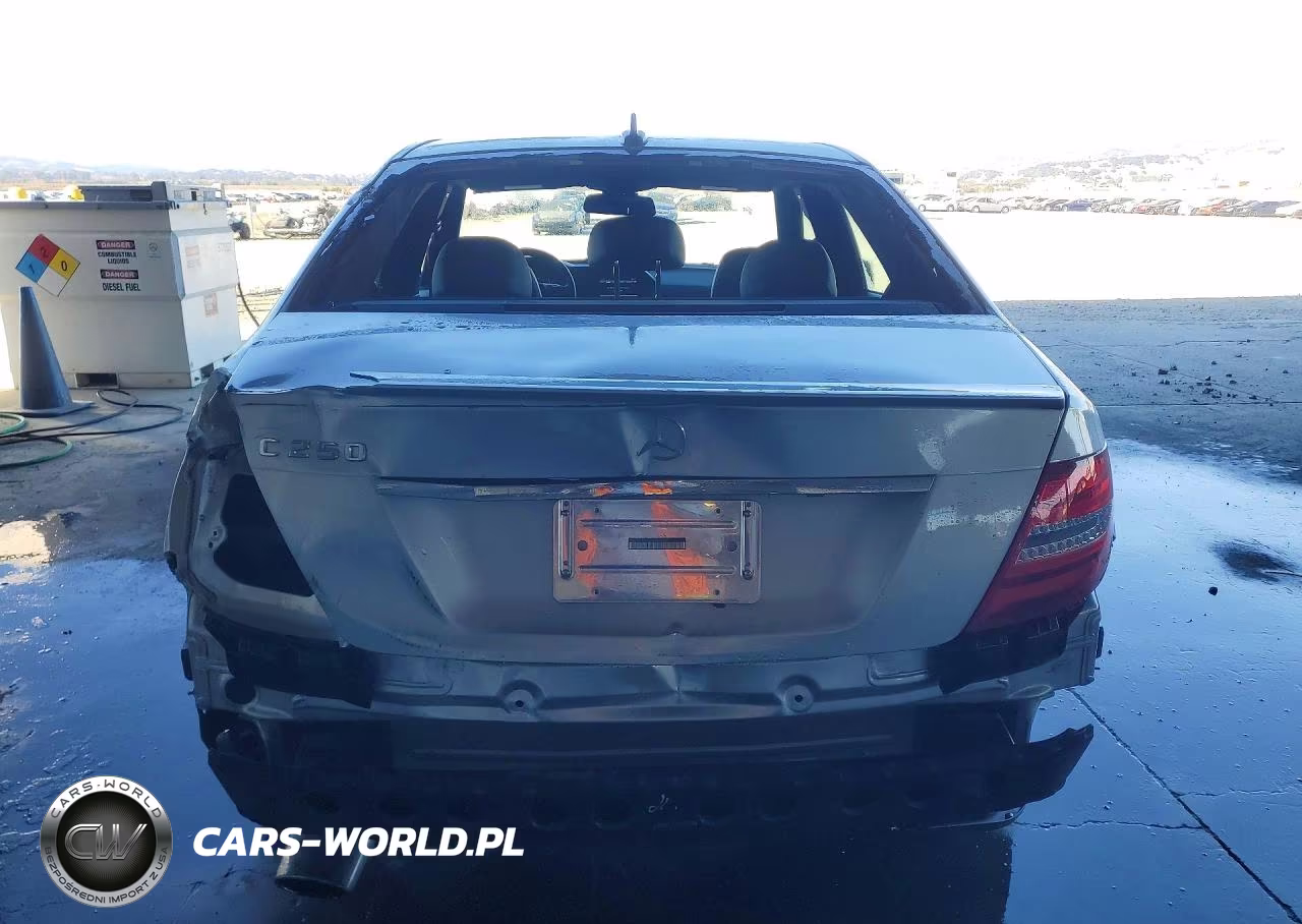 2013 Mercedes-Benz C 250 VIN:WDDGF4HBXDA866837 - 6