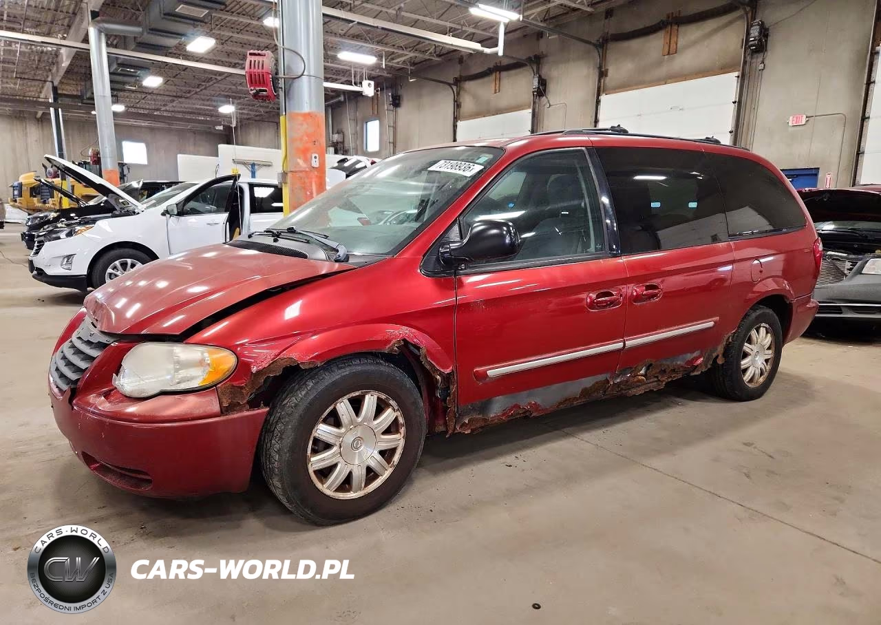 2005 Chrysler Town & Country Touring VIN:2C4GP54L65R551736 - 1