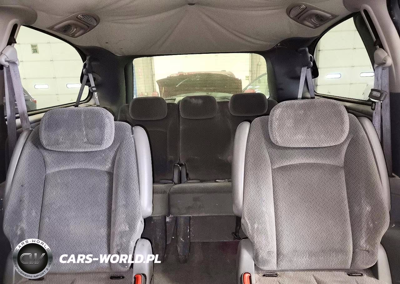 2005 Chrysler Town & Country Touring VIN:2C4GP54L65R551736 - 10