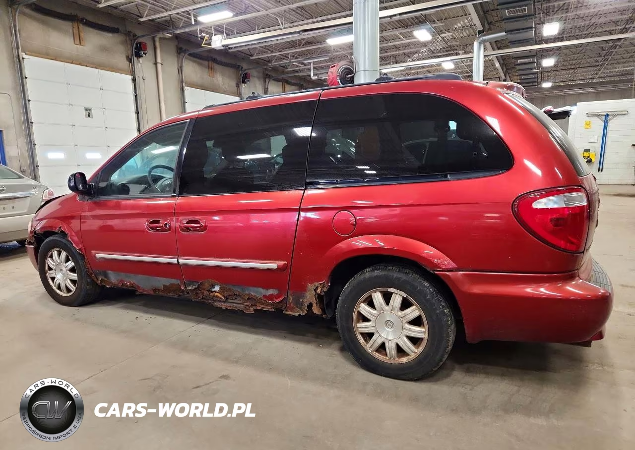 2005 Chrysler Town & Country Touring VIN:2C4GP54L65R551736 - 2