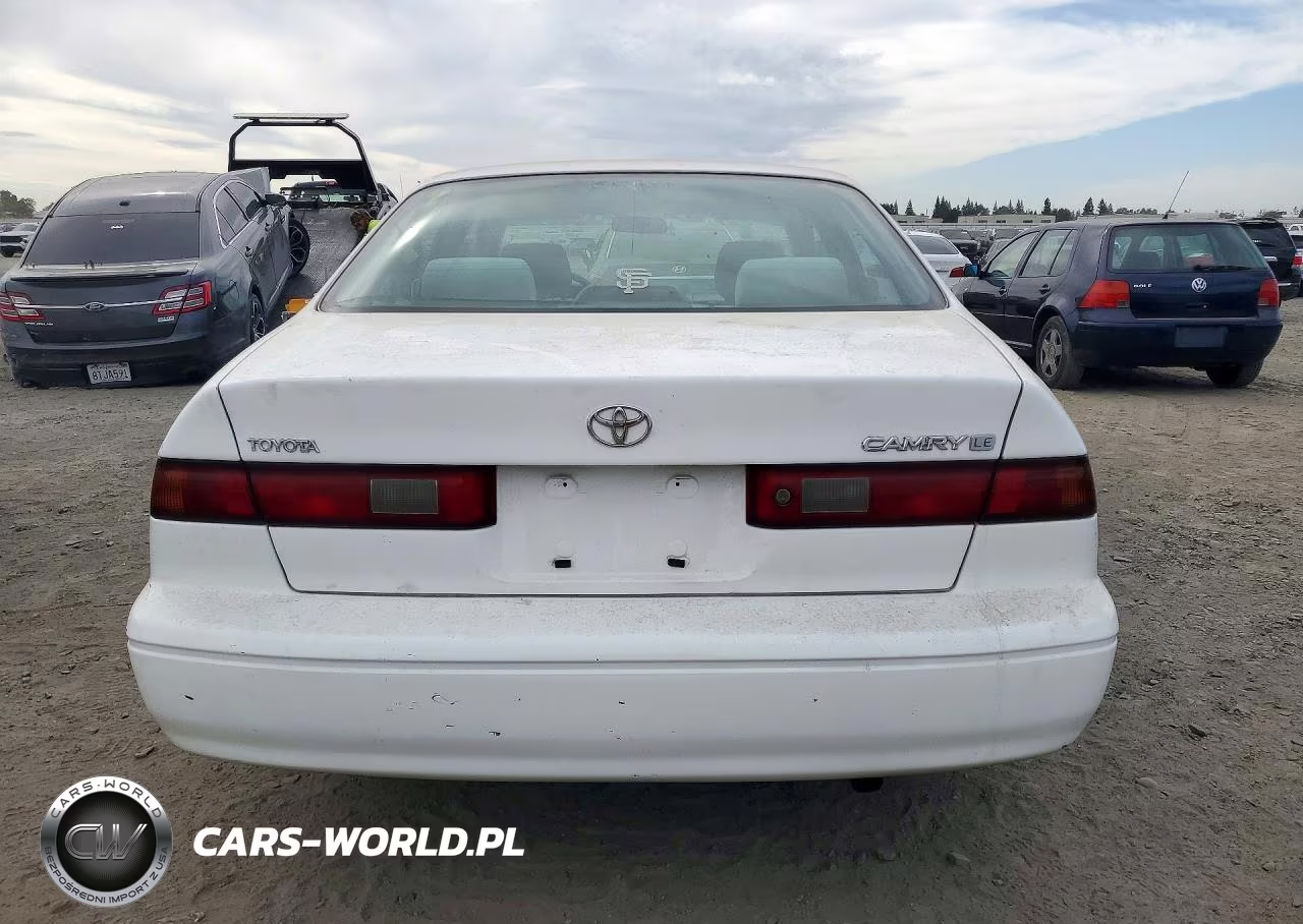 1998 Toyota Camry Le VIN:JT2BG28K2W0216147 - 6