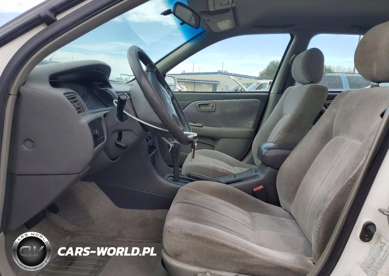 1998 Toyota Camry Le VIN:JT2BG28K2W0216147 - 7