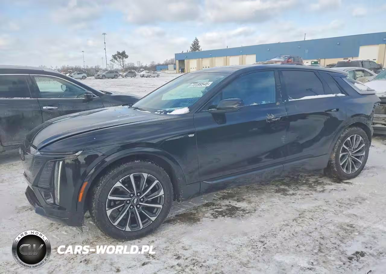 2025 Cadillac Lyriq Sport