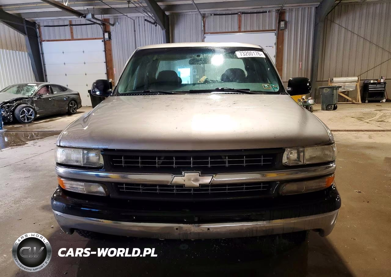 2001 Chevrolet Silverado C1500 VIN:2GCEC19V511170703 - 5