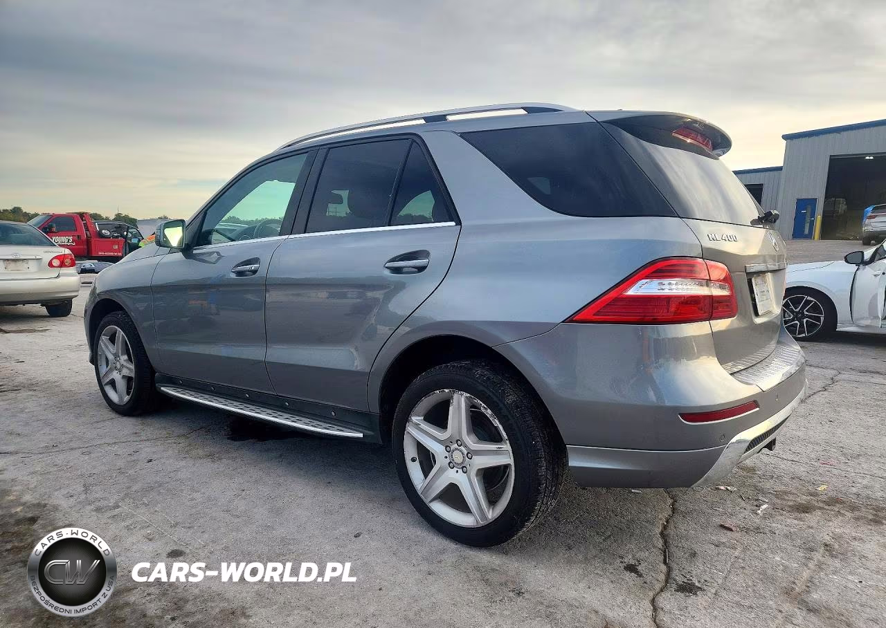 2015 Mercedes-Benz Ml 400 4Matic VIN:4JGDA5GB8FA441828 - 2