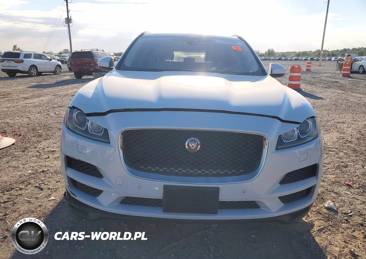 2018 Jaguar F-Pace Prestige VIN:SADCK2FX7JA247135 - 5