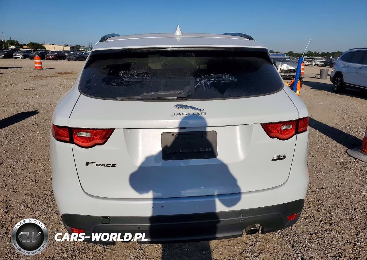 2018 Jaguar F-Pace Prestige VIN:SADCK2FX7JA247135 - 6