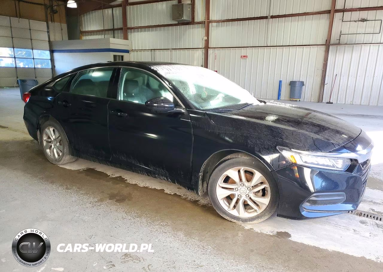 2018 Honda Accord Lx VIN:1HGCV1F13JA070366 - 4