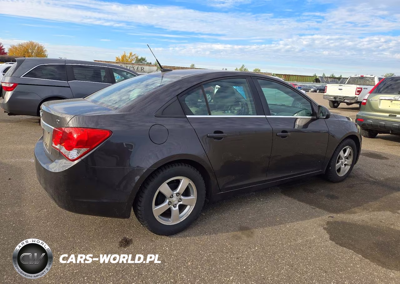 2014 Chevrolet Cruze Lt VIN:1G1PC5SB8E7241149 - 3