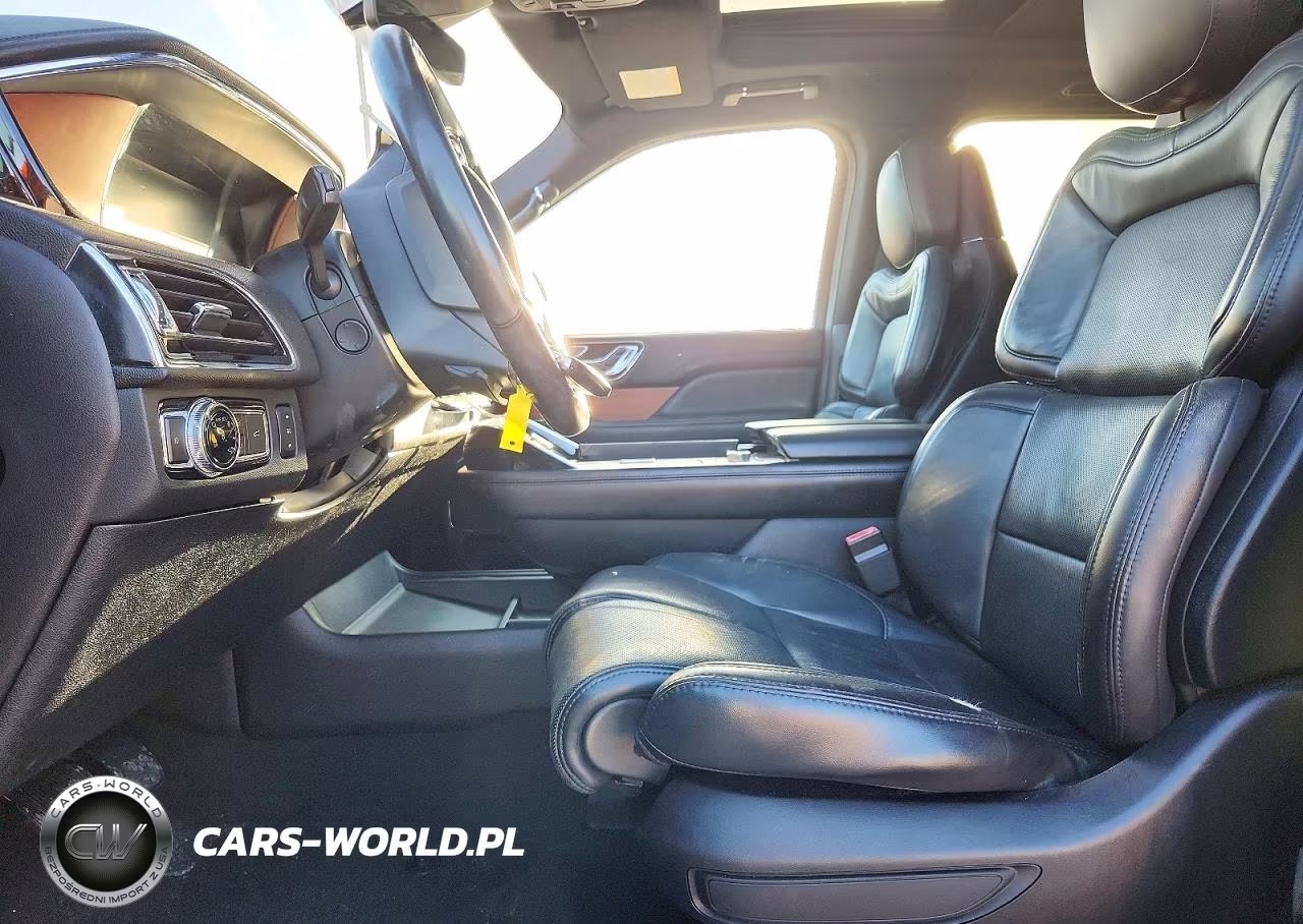 2020 Lincoln Navigator Reserve VIN:5LMJJ2LT4LEL02684 - 7