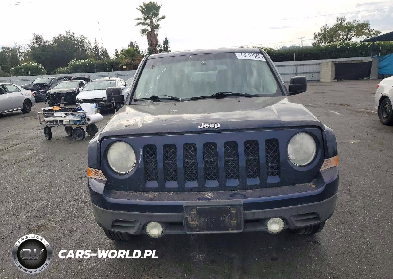 2014 Jeep Patriot Latitude VIN:1C4NJRFBXED898218 - 5