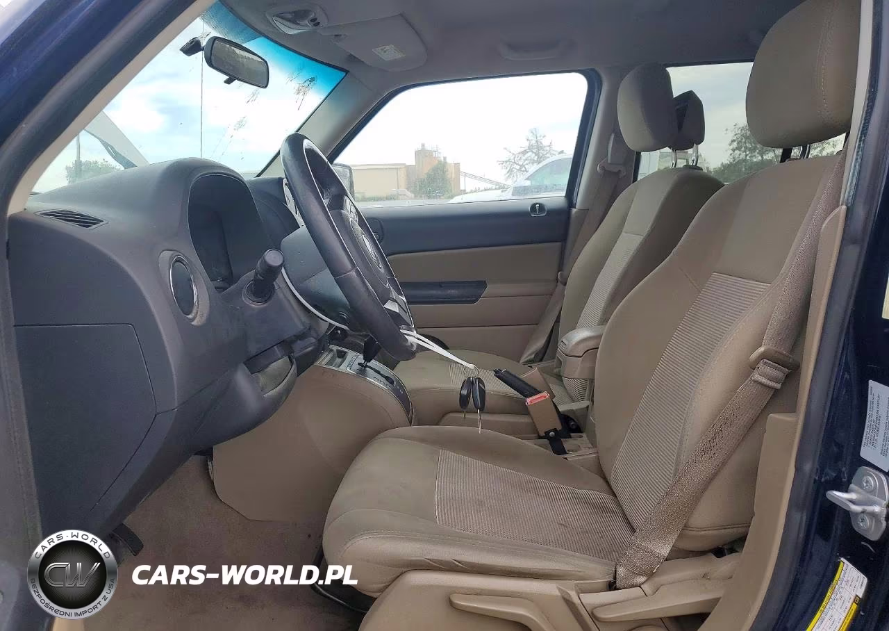 2014 Jeep Patriot Latitude VIN:1C4NJRFBXED898218 - 7