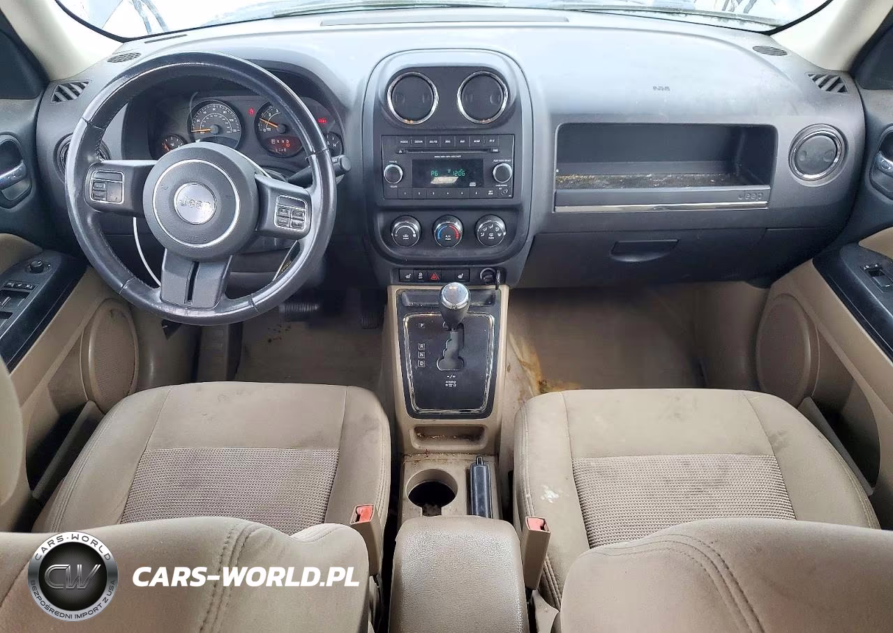 2014 Jeep Patriot Latitude VIN:1C4NJRFBXED898218 - 8