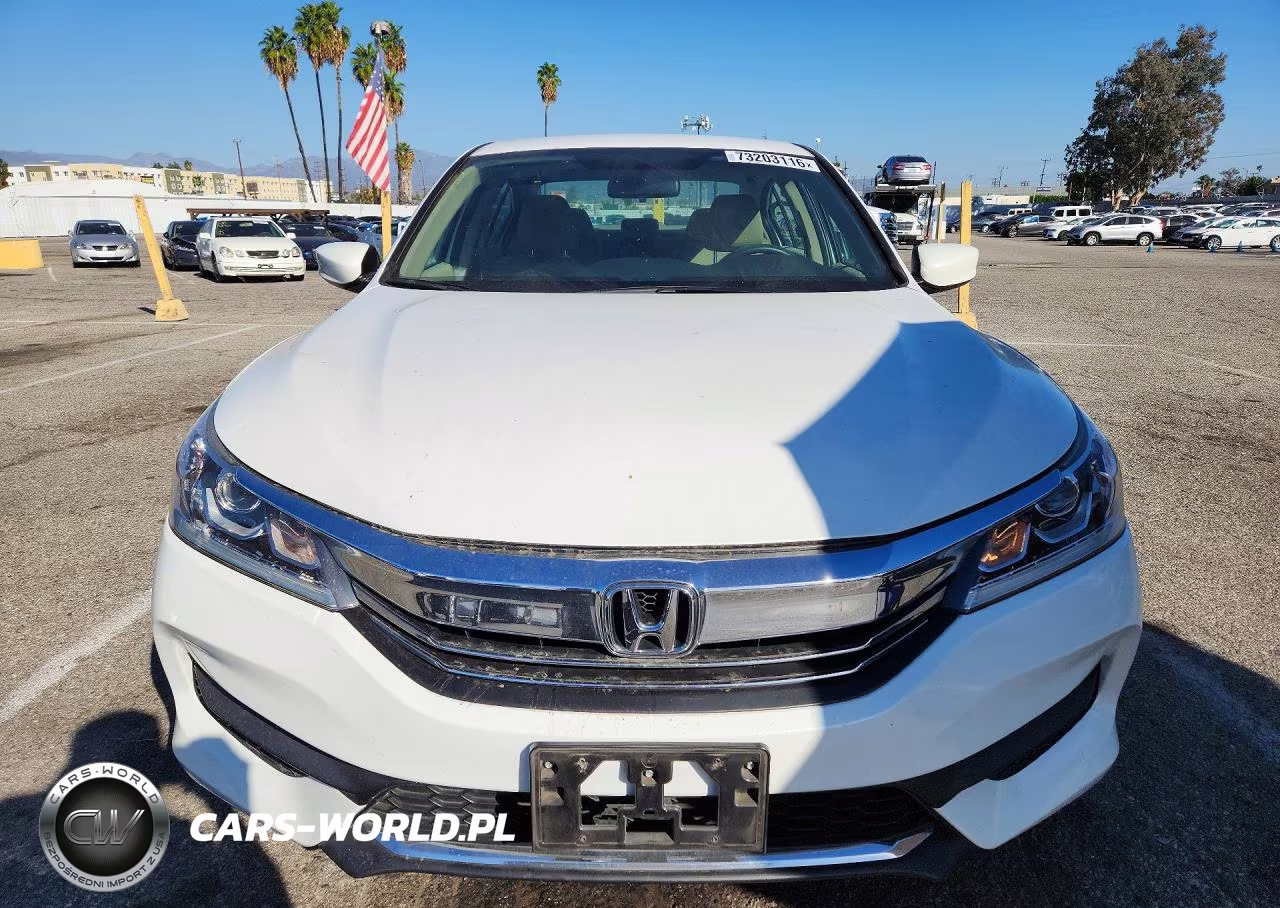 2017 Honda Accord Lx VIN:1HGCR2F33HA197706 - 5