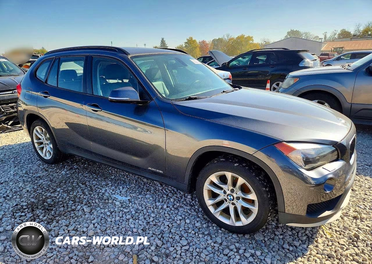 2015 BMW X1 xDrive28I VIN:WBAVL1C57FVY34818 - 4