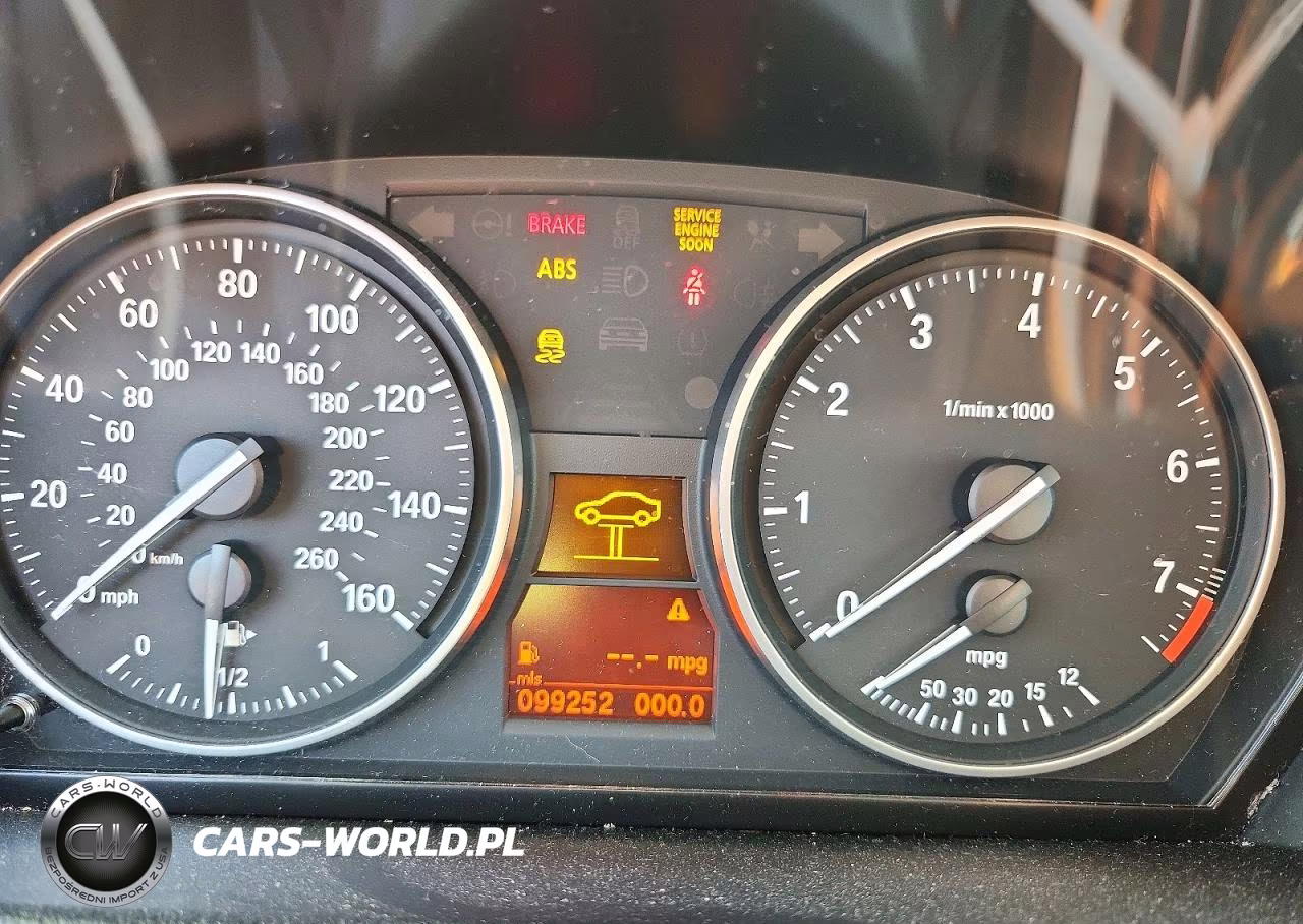 2015 BMW X1 xDrive28I VIN:WBAVL1C57FVY34818 - 9