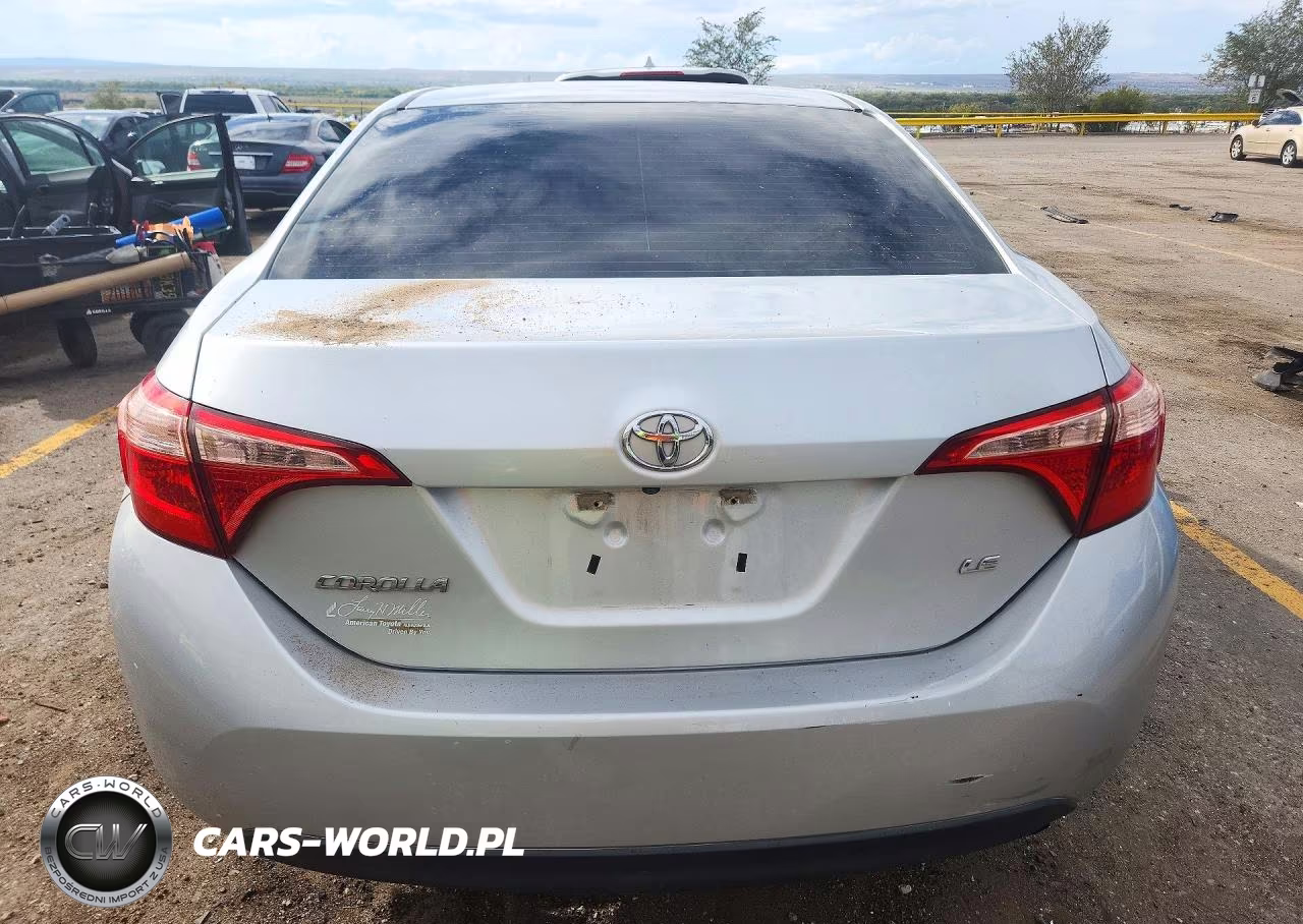 2017 Toyota Corolla Le VIN:5YFBURHE2HP570844 - 6