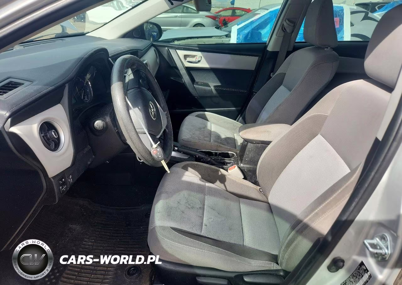 2017 Toyota Corolla Le VIN:5YFBURHE2HP570844 - 7