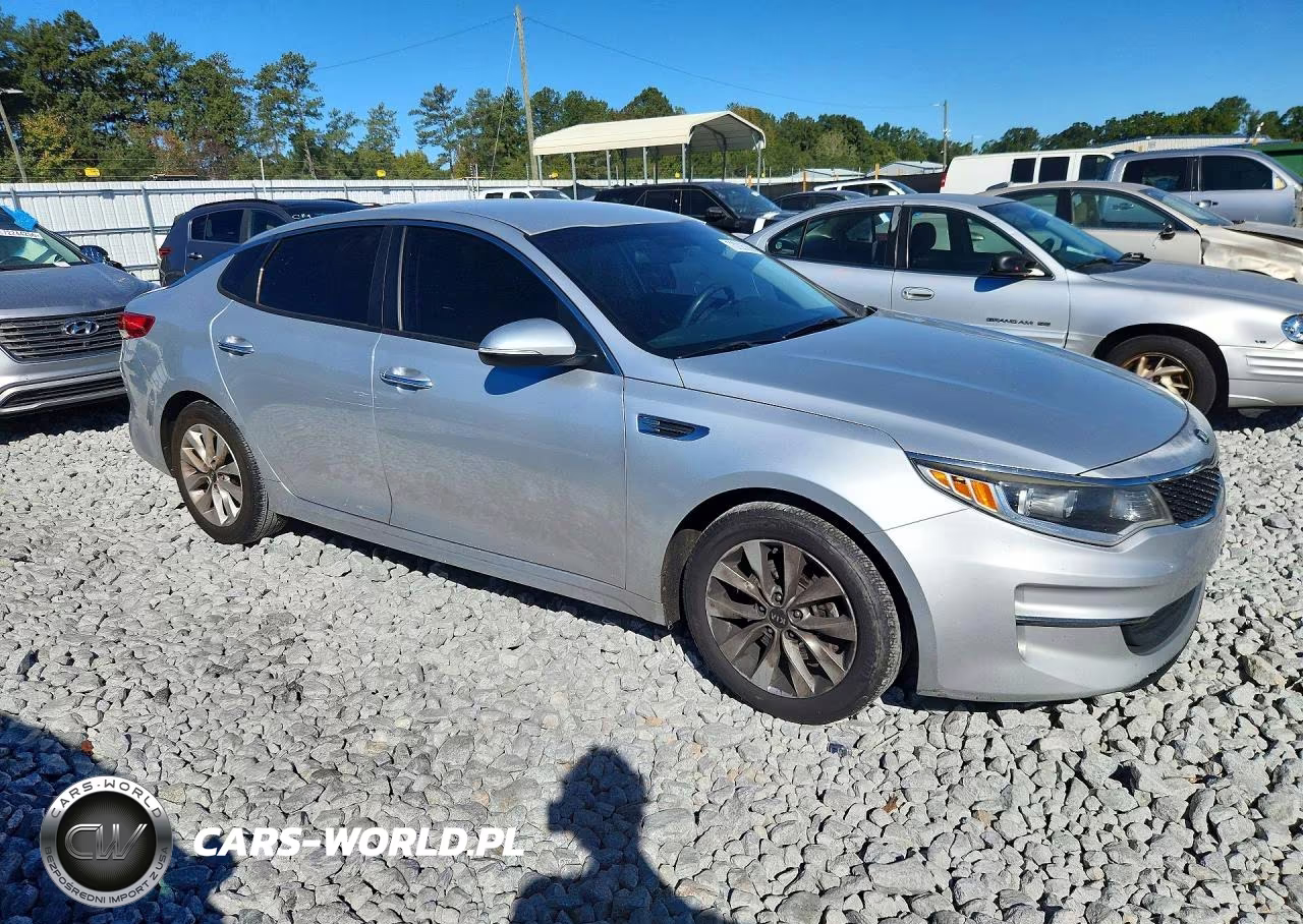 2017 Kia Optima Lx VIN:5XXGT4L32HG124185 - 4