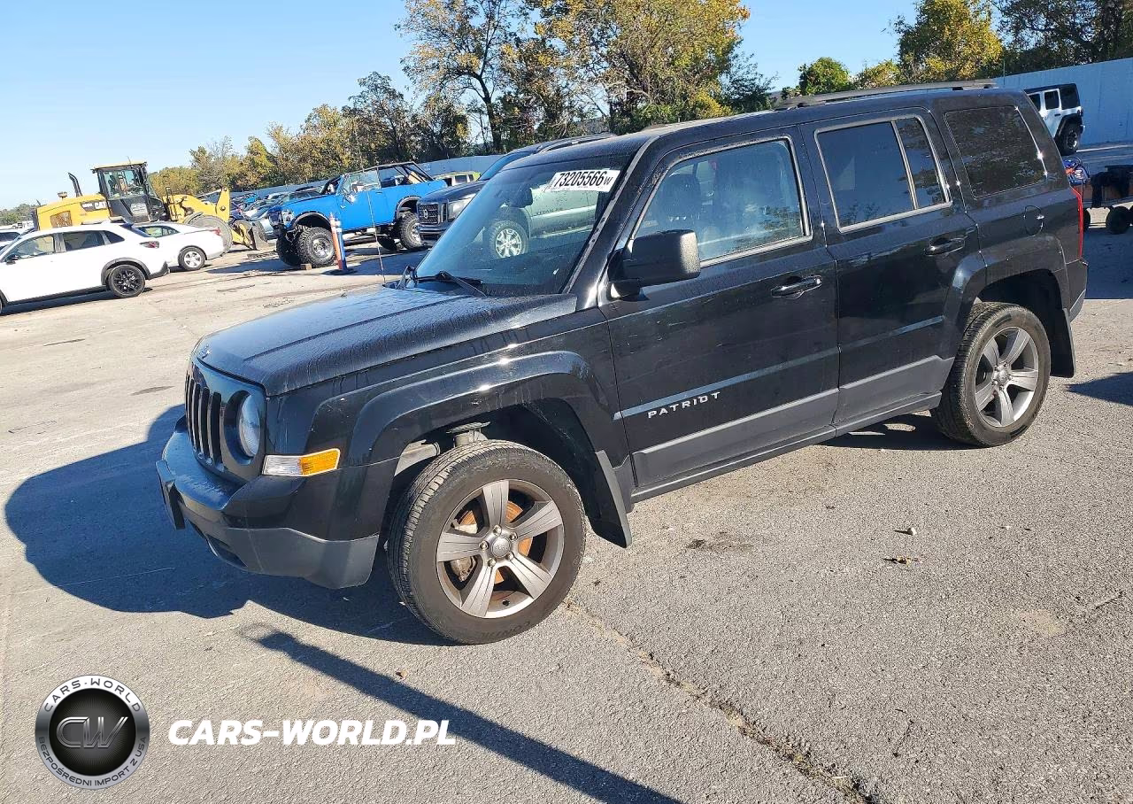 2015 Jeep Patriot Latitude VIN:1C4NJRFB4FD412083 - 1