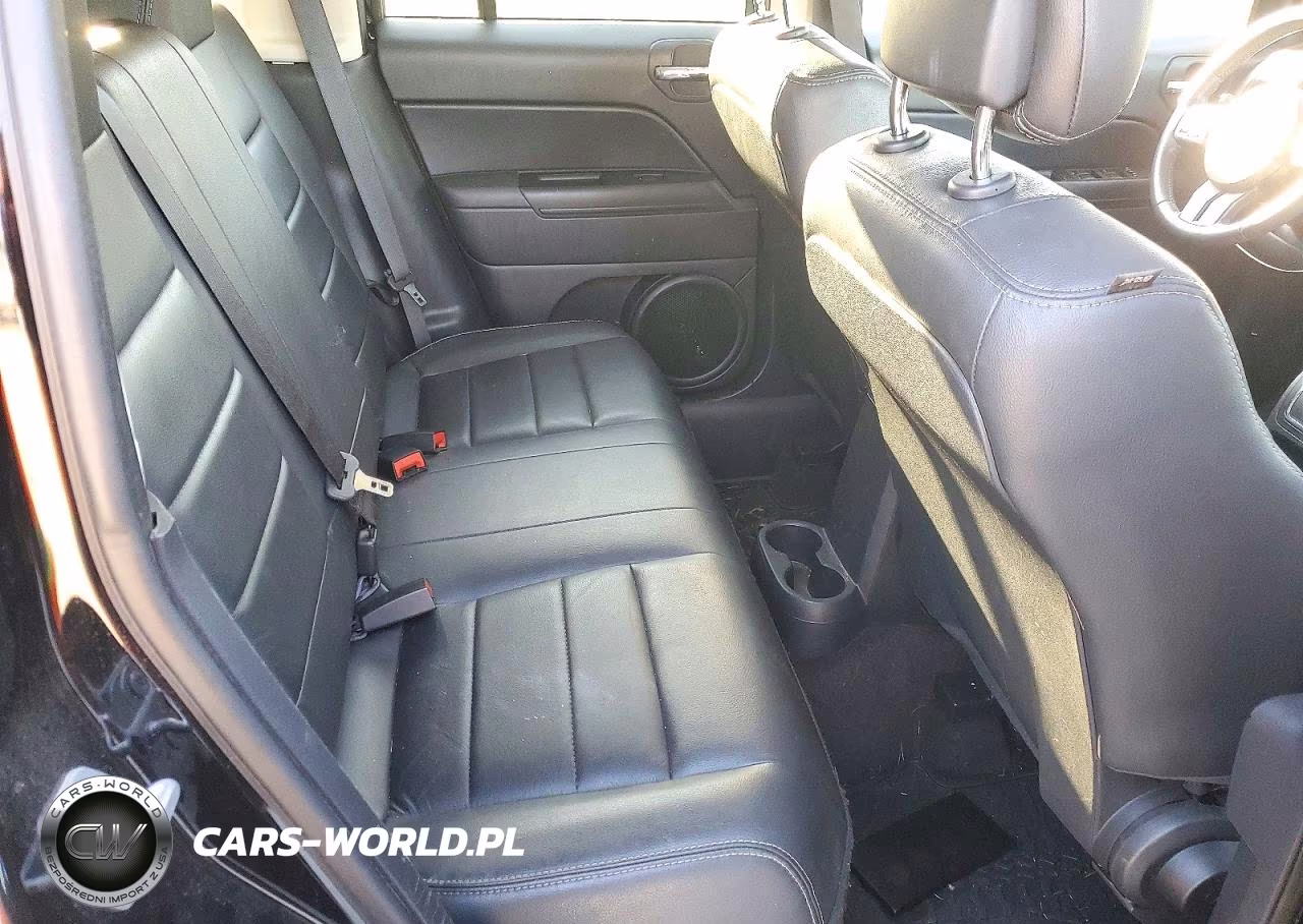 2015 Jeep Patriot Latitude VIN:1C4NJRFB4FD412083 - 11
