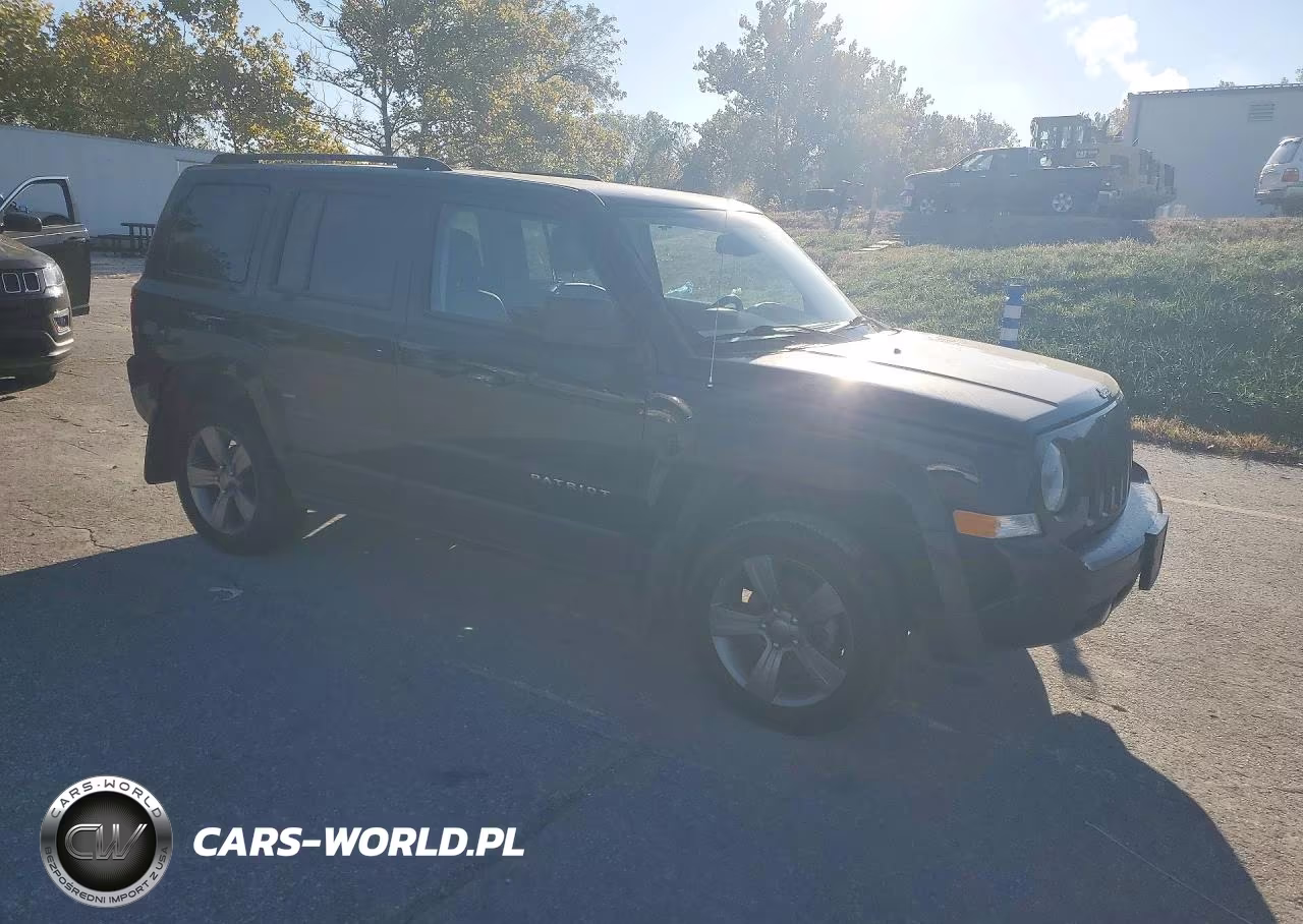 2015 Jeep Patriot Latitude VIN:1C4NJRFB4FD412083 - 4