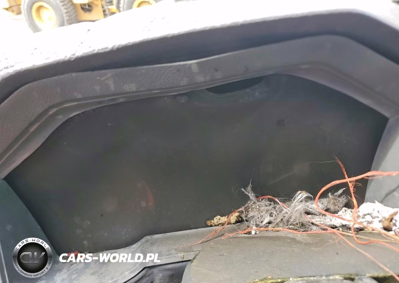 2017 Ford F750 Super Duty Delivery Truck VIN:1FDPF7AY9HDB07476 - 8