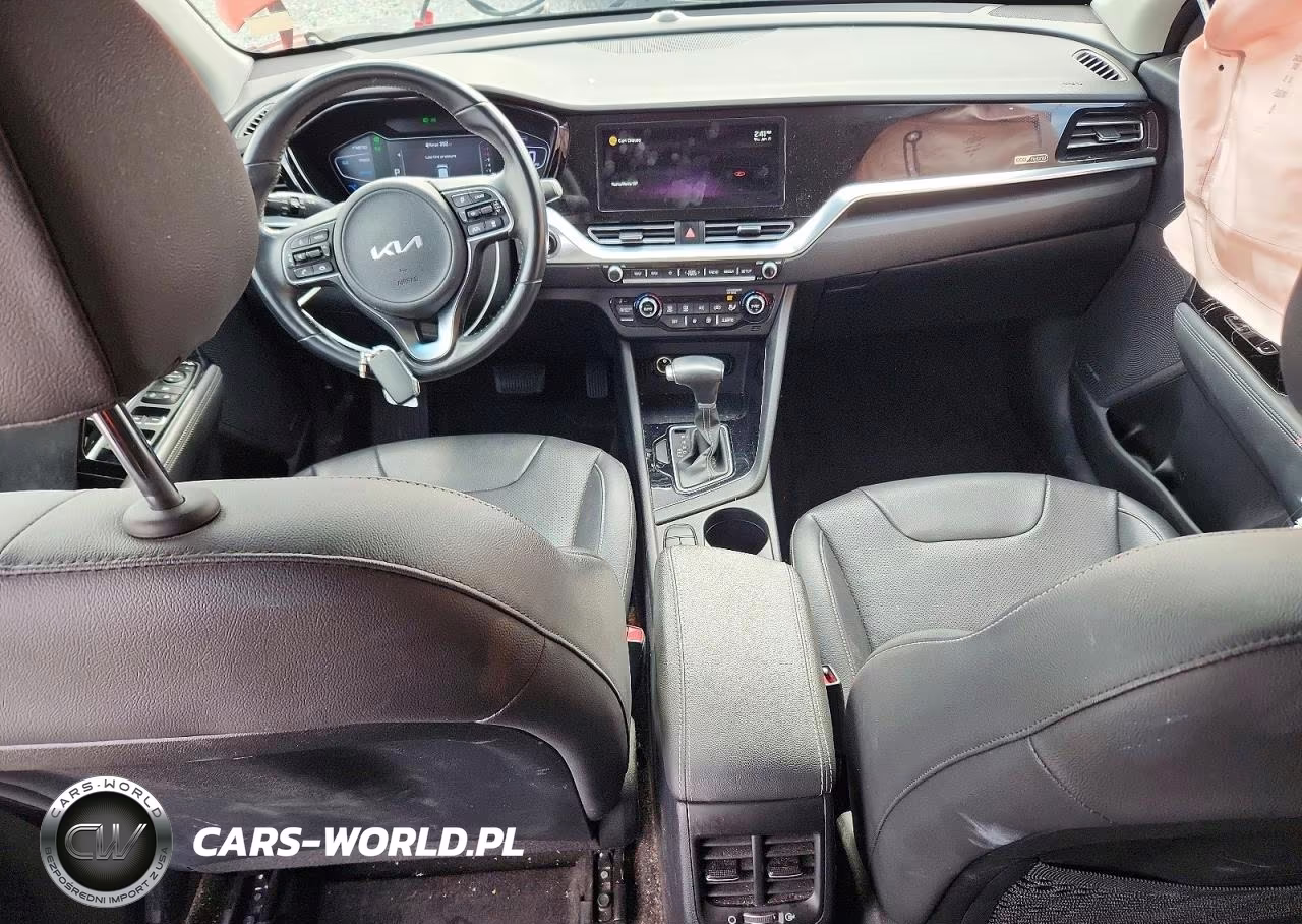 2022 Kia Niro Touring Special Edition VIN:KNDCC3LC8N5495263 - 8