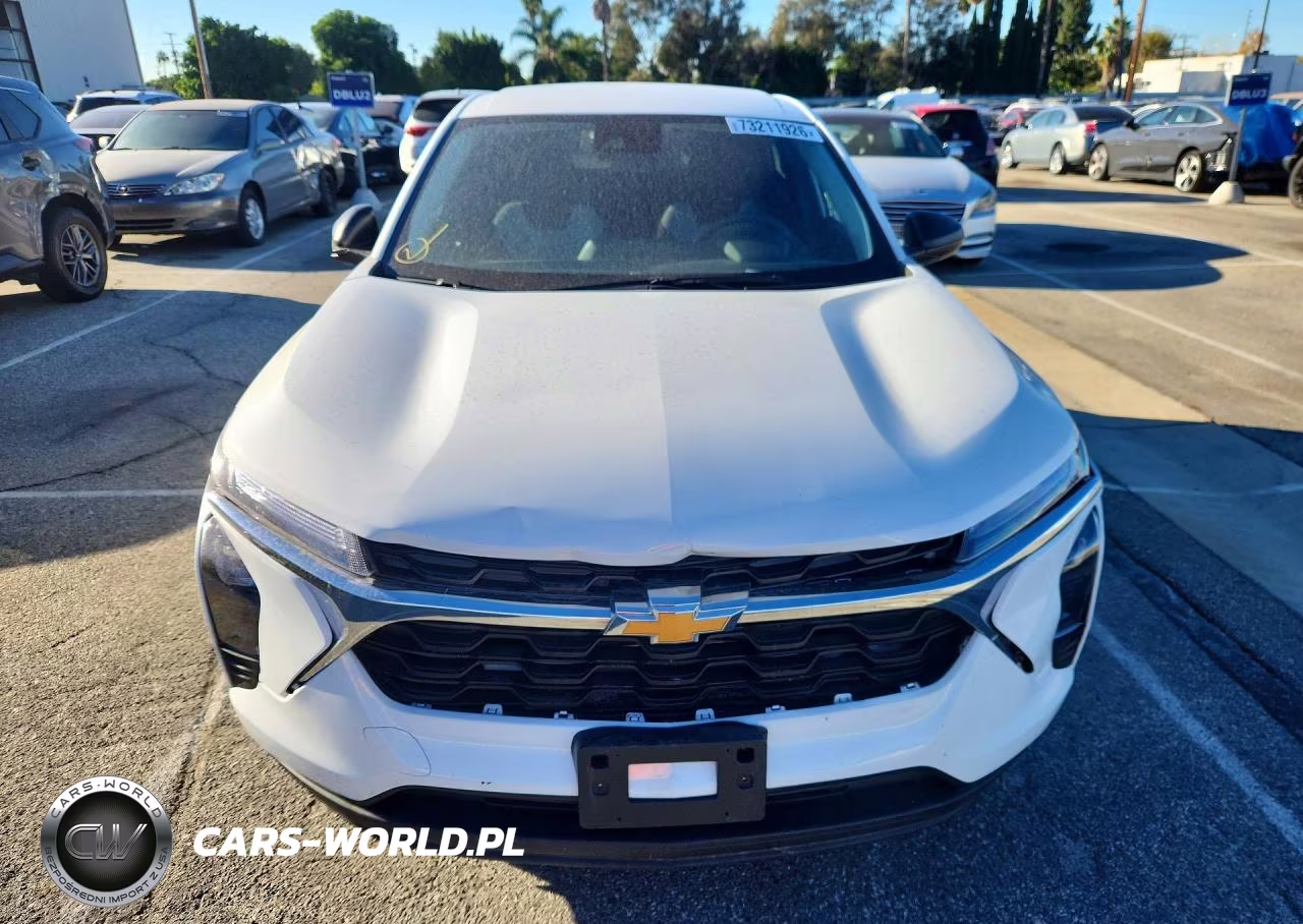 2025 Chevrolet Trax Ls VIN:KL77LFEP8SC238143 - 5