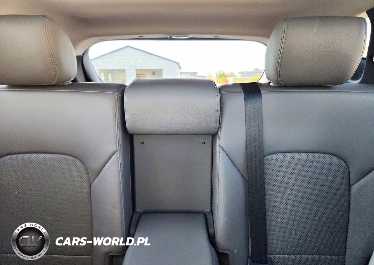 2017 Hyundai Santa Fe Sport 2.4L VIN:5XYZU3LB6HG470131 - 10